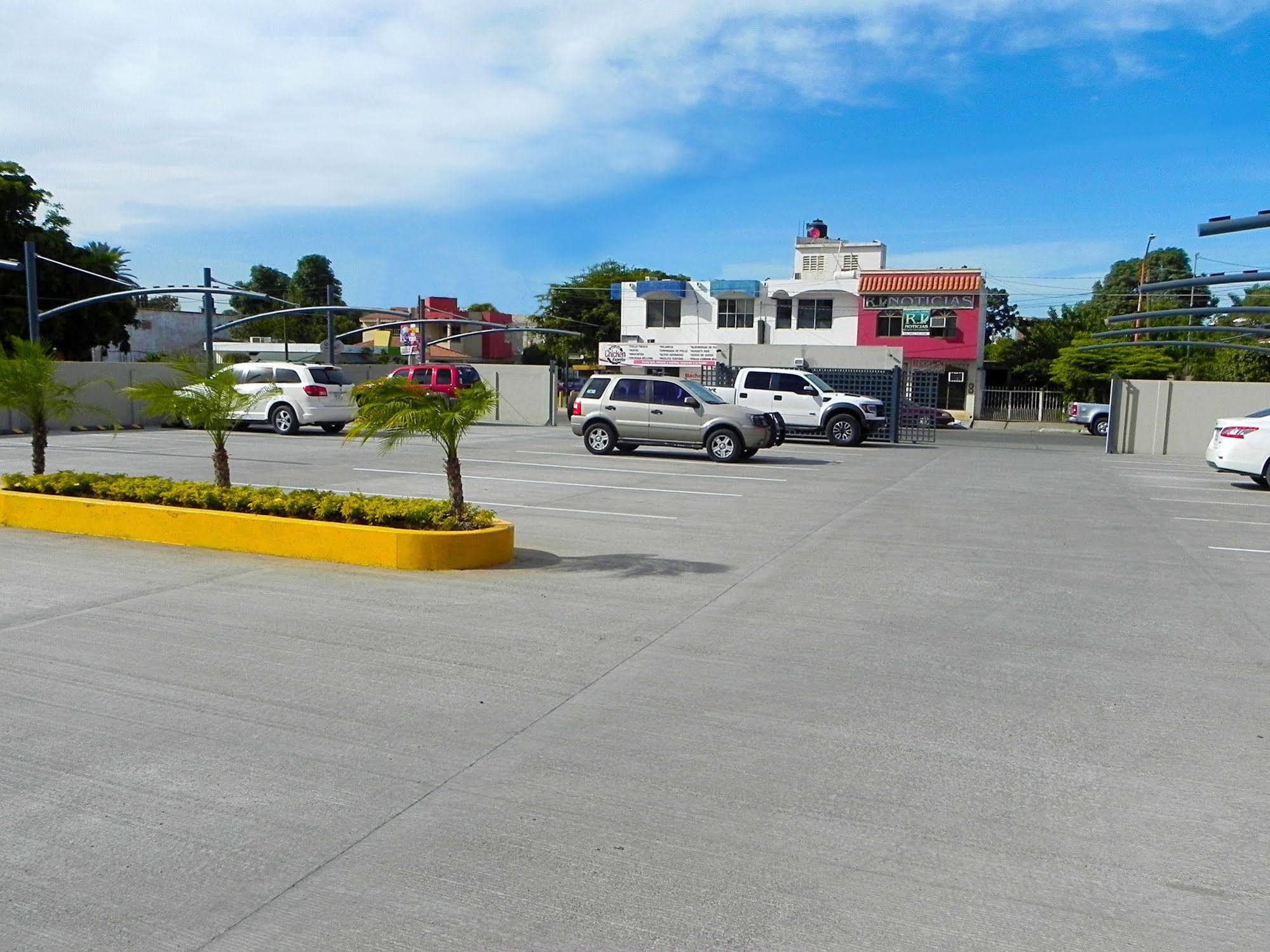 Hotel El Sembrador Guasave Extérieur photo